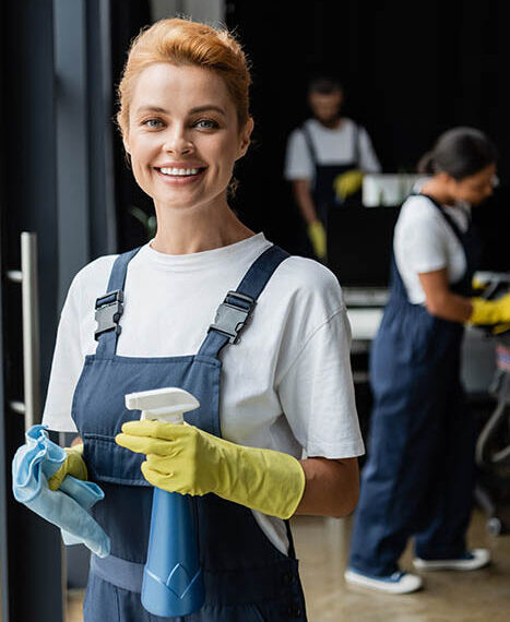 Fresh and clean - Cleaning Windows - Front Page